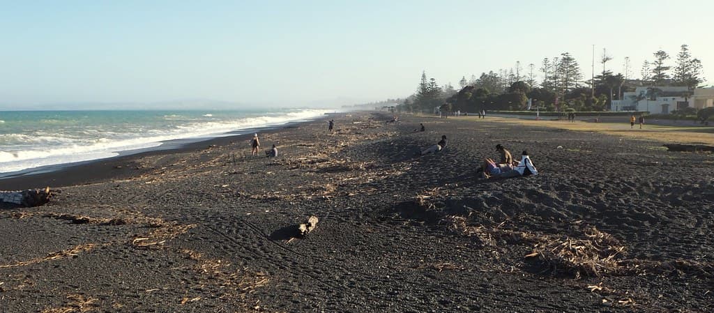 Awatoto Beach — photo by foilman