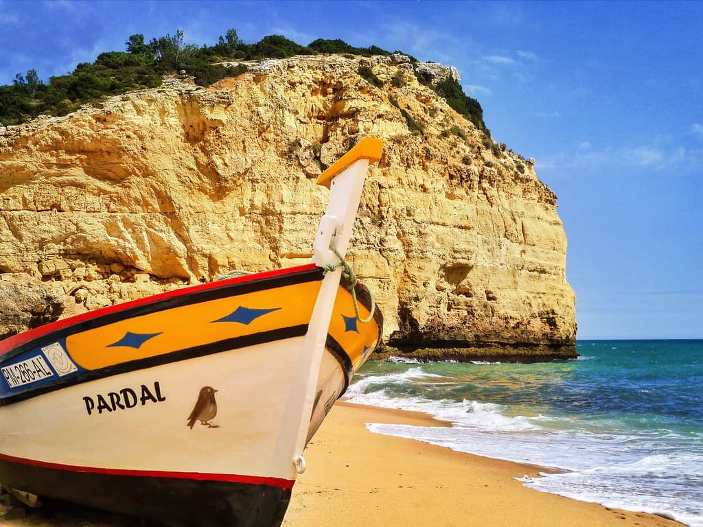 Praia da Rocha — photo by Cycling Man