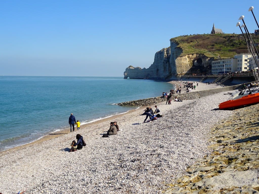 Falaise d'Amont from la plage d'Etretat, Normandie