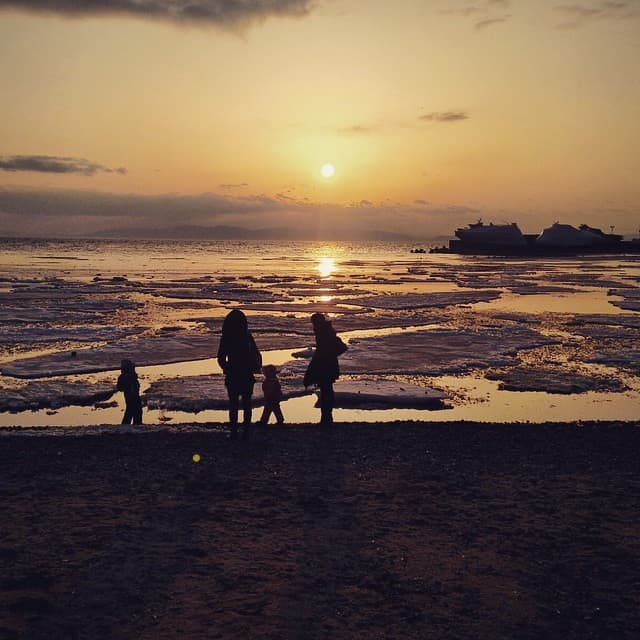 Sportivnaya Gavan Beach — photo by IchStyle