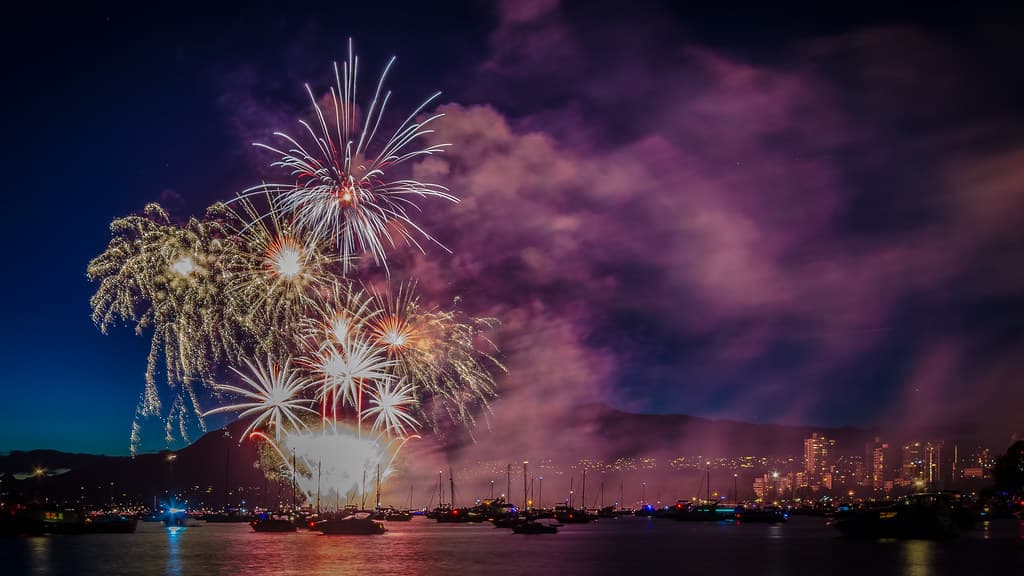 USA: Celebration of Light Vancouver 2016