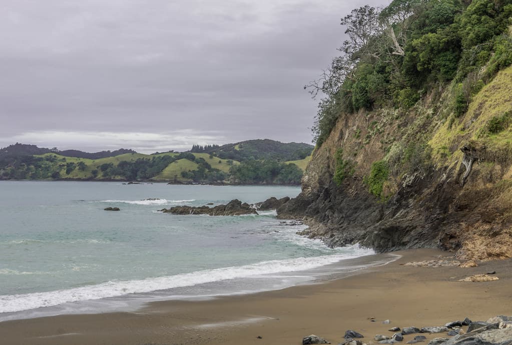 Mimiwhangata Beach — photo by Natalia Volna itravelNZ@ travel app
