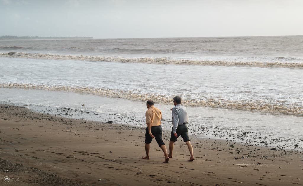 Vangaon Beach — photo by Sid da' Cool