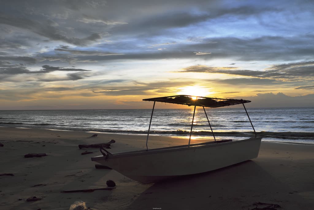 Sunset at Tempurung Golden Beach Resort