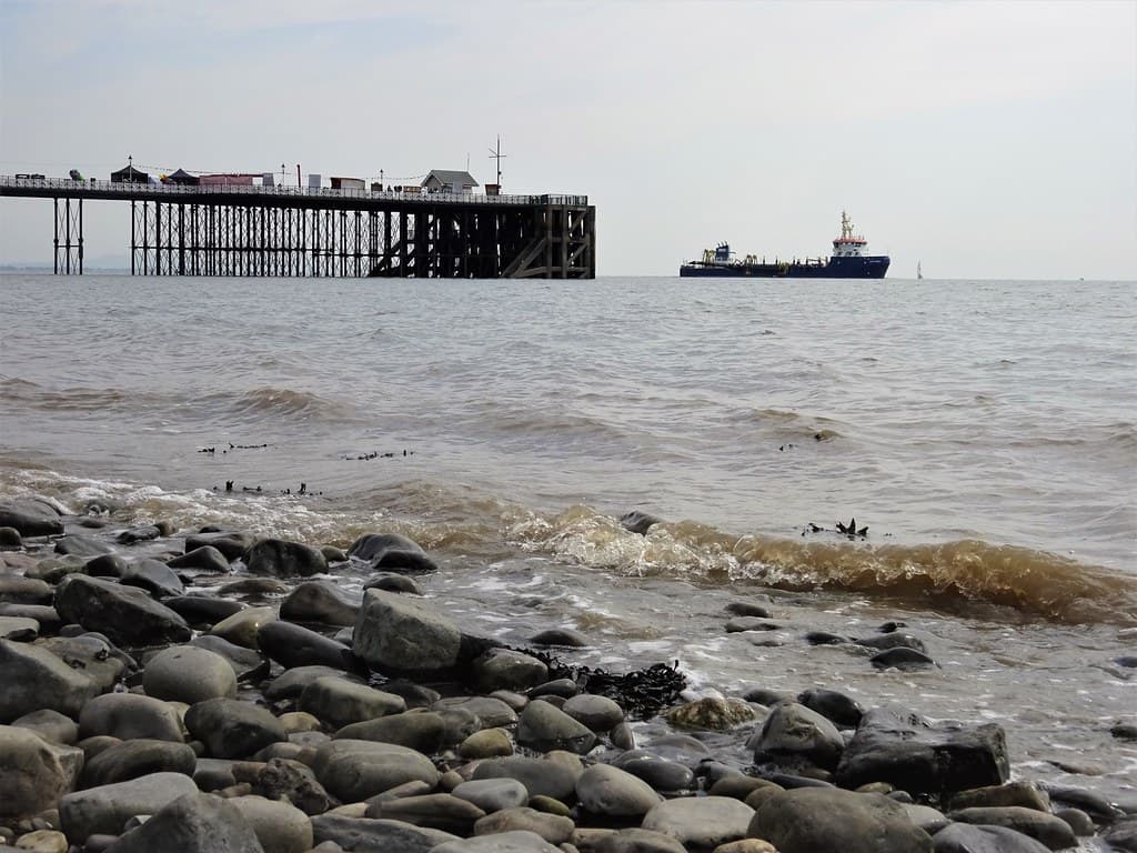 Penarth Beach — photo by Donnchadh H