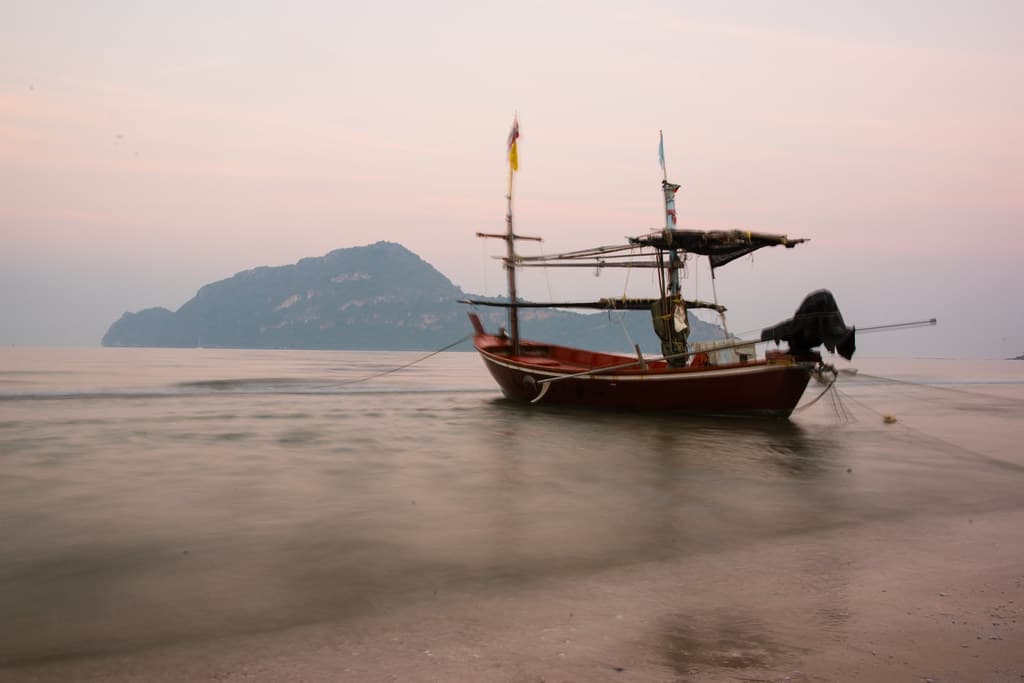 Nong Khao Niao Beach — photo by BryonLippincott