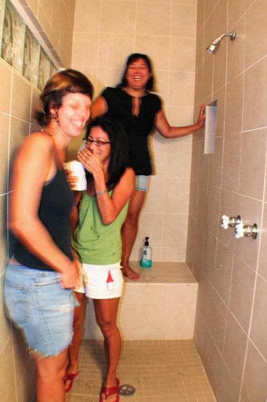 [mb] Port Aransas - 3 Girls in a Shower 3