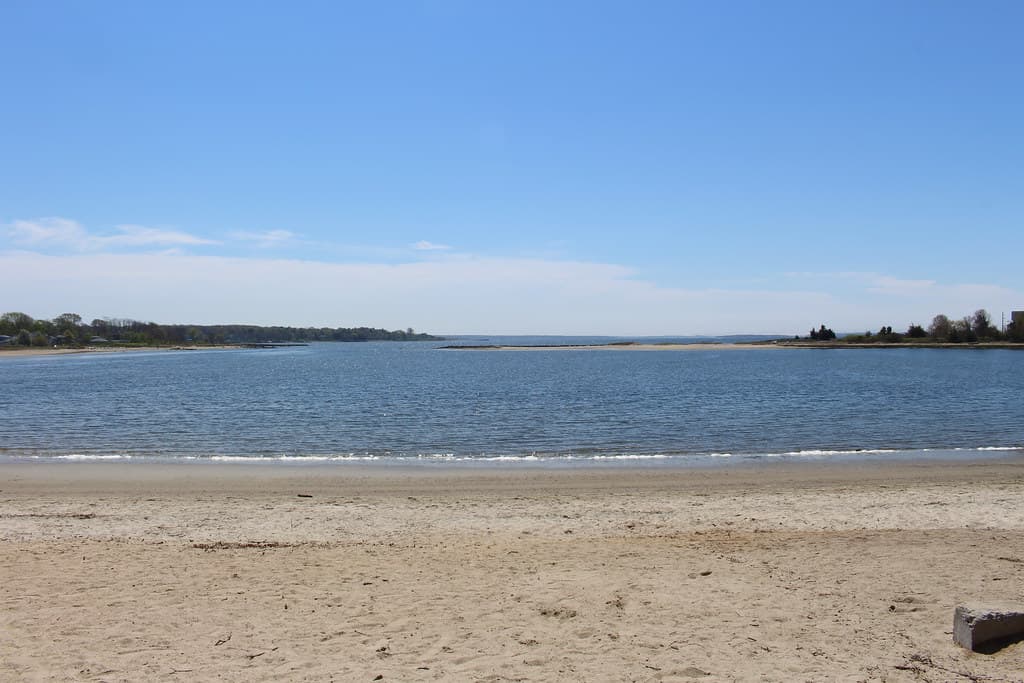 Buttonwoods Cove