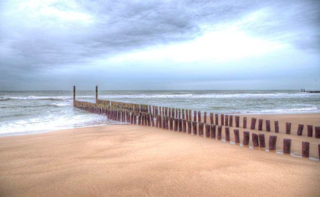 Oostkapelle Beach — photo by blavandmaster