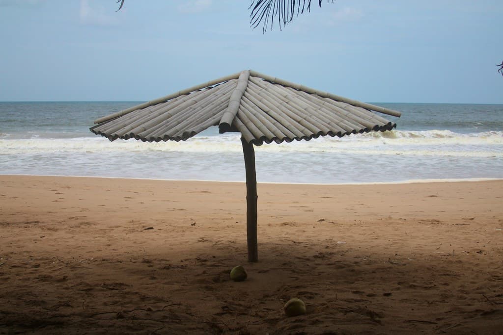 Akwidaa Beach
