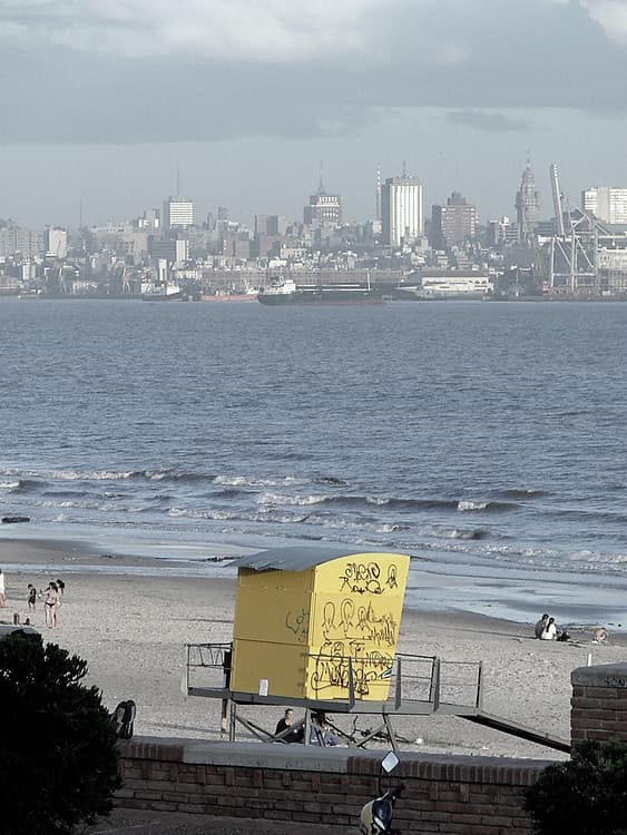 Playa Bahía Uruguay