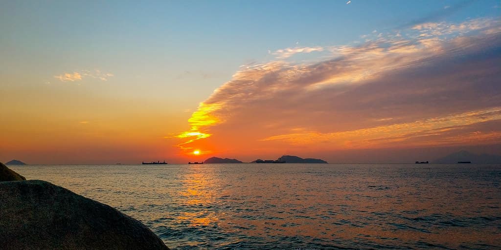 Lung Kwu Tan Beach