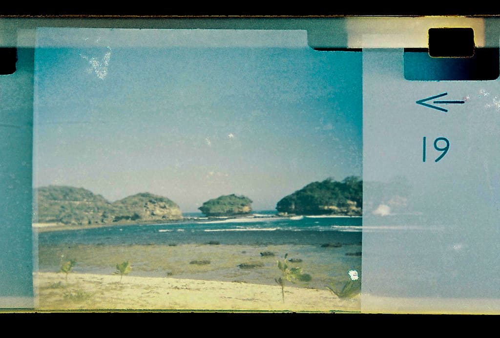 Watu Karung Beach