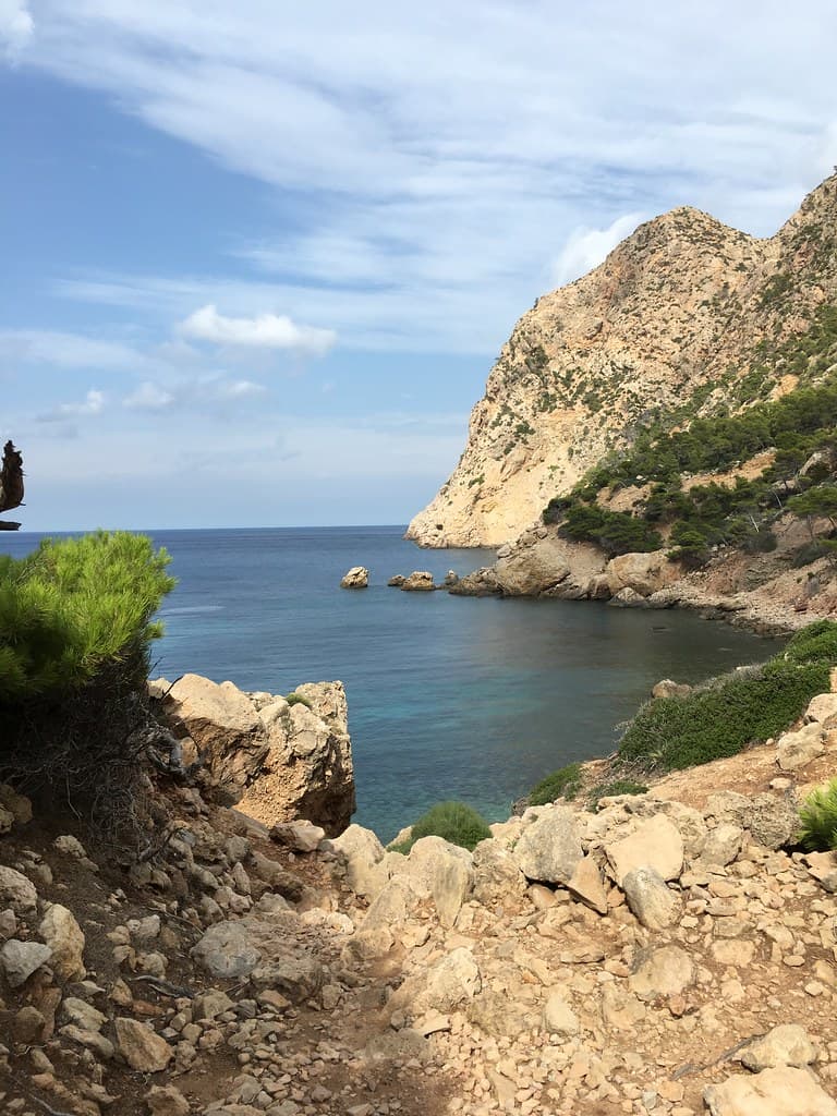 Cala en Basset