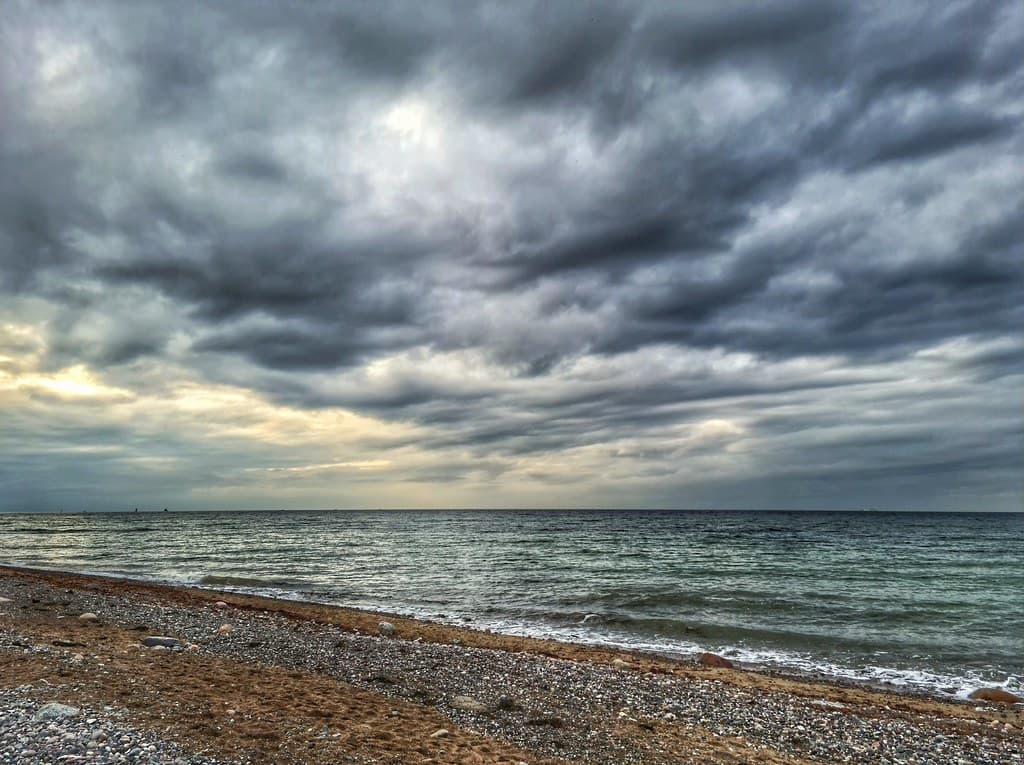 Teepott Beach