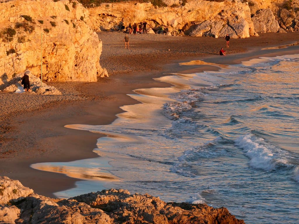 Desenrocada Beach