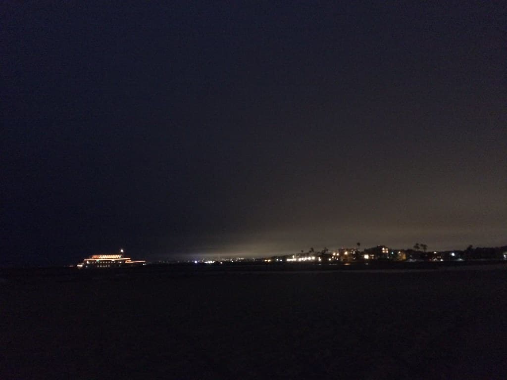 Dockweiler Beach