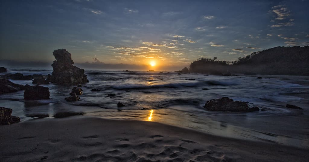 Flynns Beach
