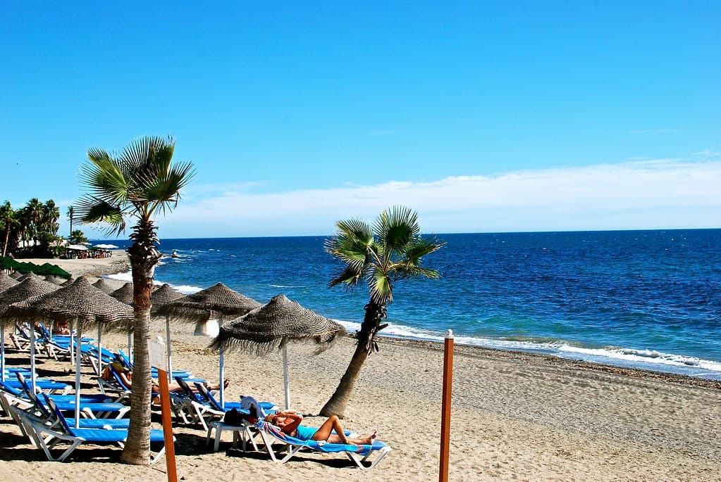Playa de Puerto Banús