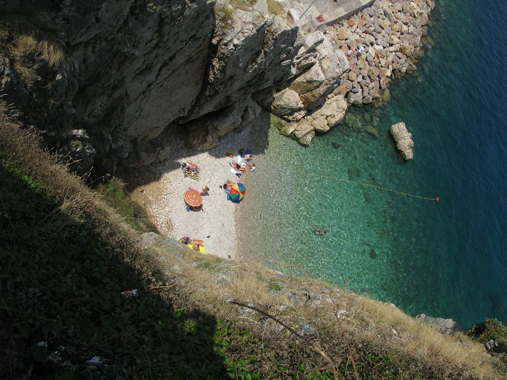 Nuluk Beach