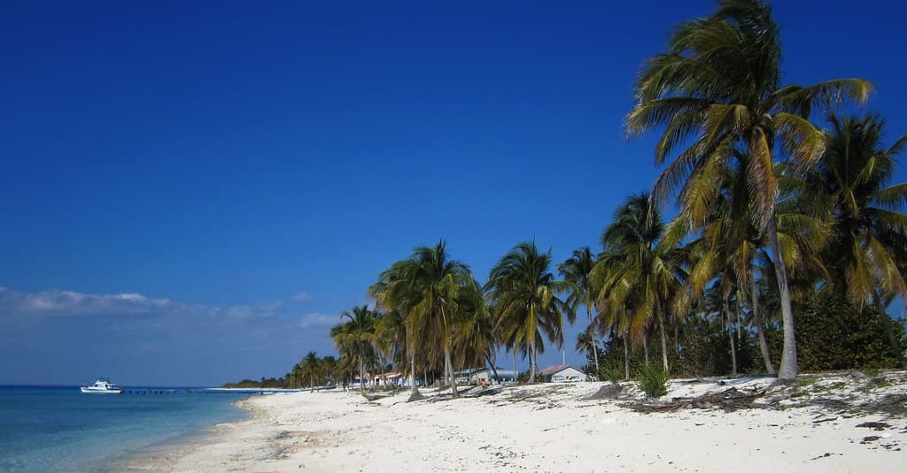 Playa Uvero Quemado