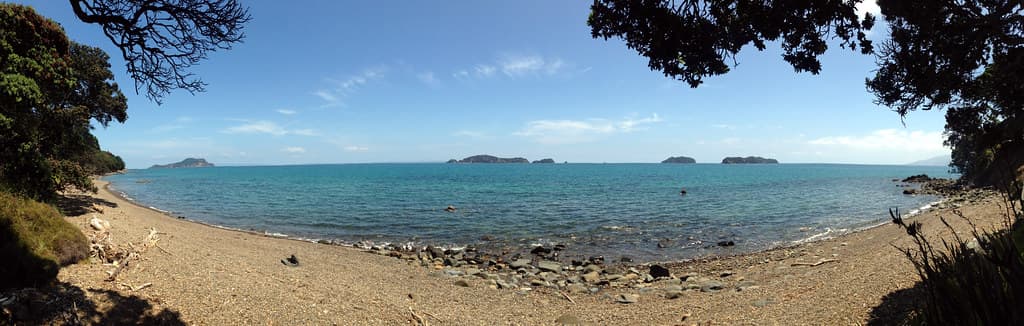 Waitete Bay Beach